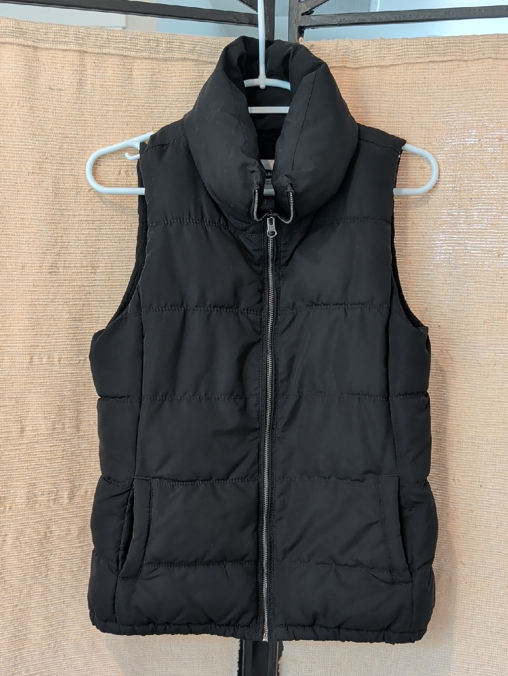 Old Navy Black Quilted Puffer Vest with High Neck